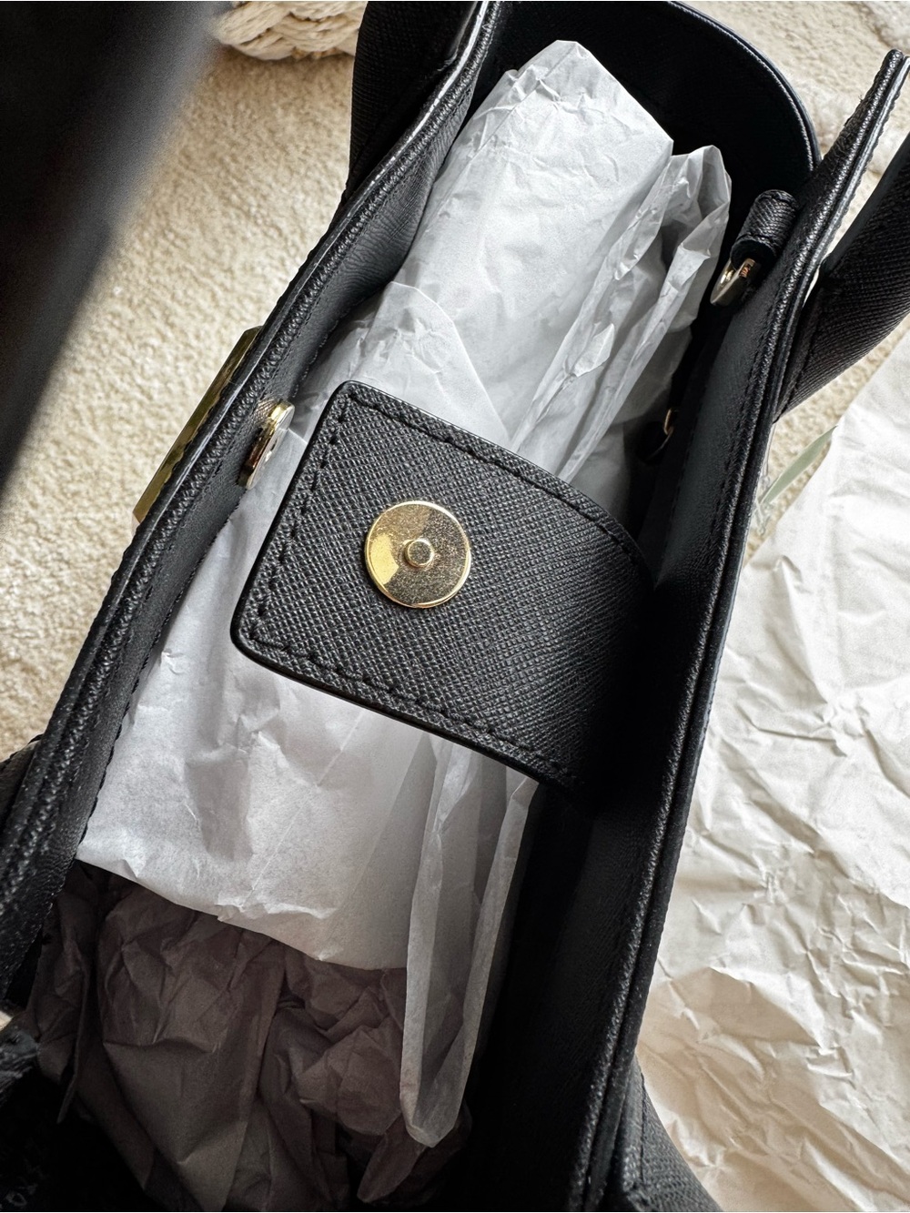 kate spade Black Daisy Appliqué Satchel with White and Yellow Flower - Picture 8 of 14